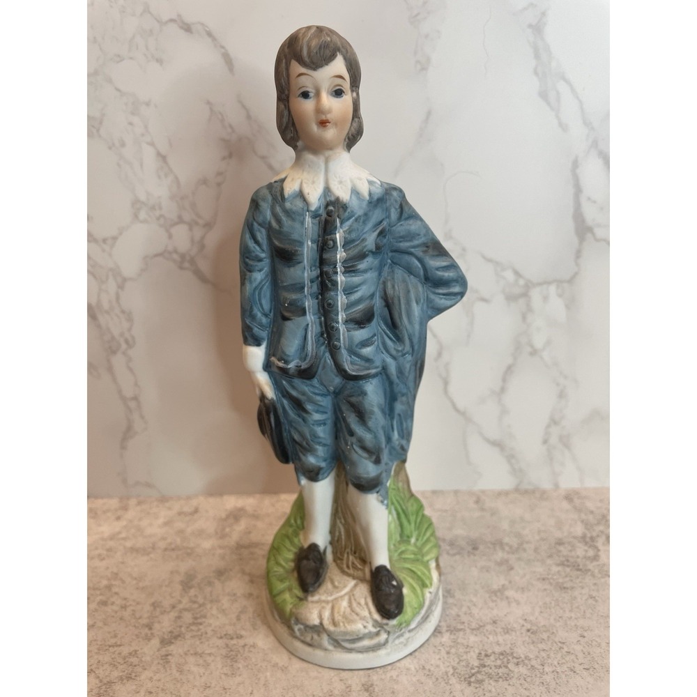 Vtg Porcelain The Blue Boy Figurine 7" tall